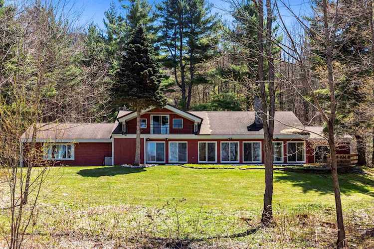 88 Upper Hollow Hill Stowe, VT 05672