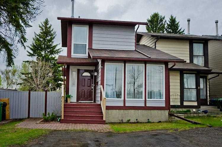4 Whitebow Place NE Calgary, AB T1Y 3G9
