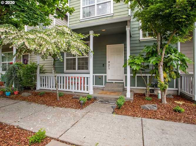 427 NE Suttle Rd Portland, OR 97211