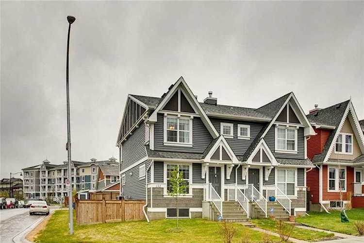 132 Auburn Meadows Boulevard SE Calgary, AB T3M 0T5