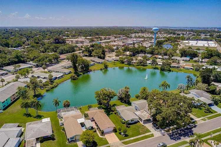 2446 Terry Ln Sarasota, FL 34231