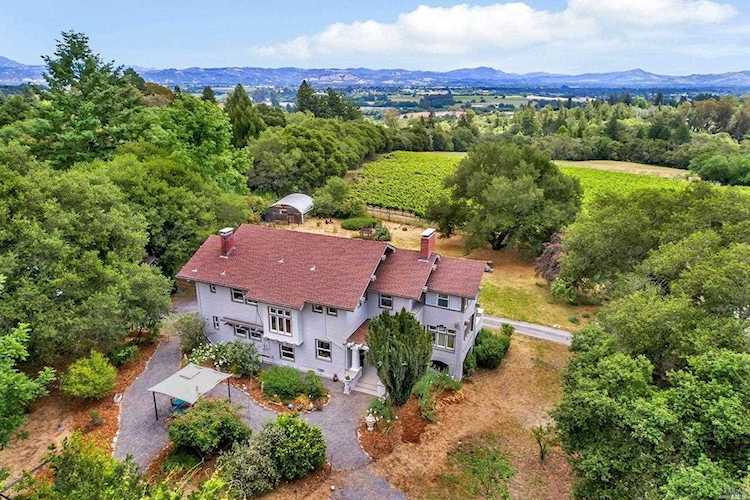 5747 Vine Hill Road Sebastopol, CA 95472