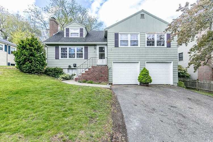22 Beverly Avenue Marblehead, MA 01945