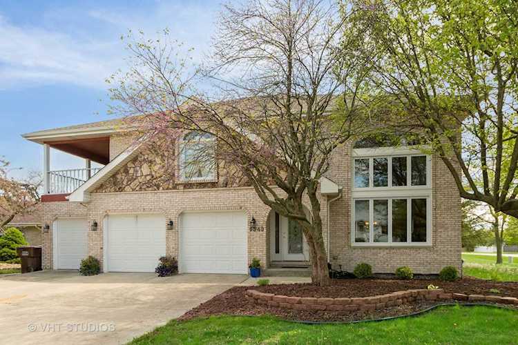 9343 Sutton Place Tinley Park, IL 60487
