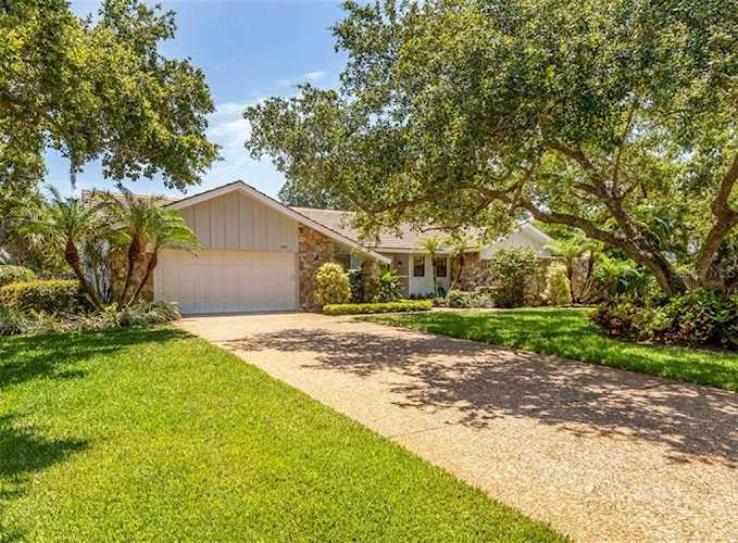 4955 Landings Ct Sarasota, FL 34231
