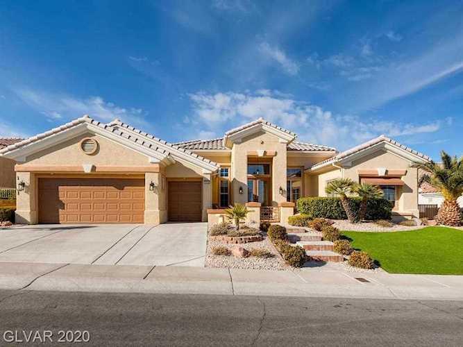 10332 Back Plains Dr Las Vegas, NV 89134