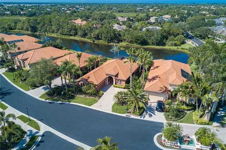 5106 Cote Du Rhone WAY Sarasota, FL 34238