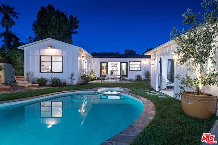4733 Sunnyslope Avenue Sherman Oaks, CA 91423