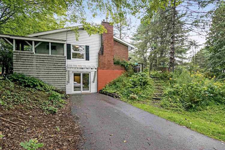 57 Robinhood Circle Montpelier, VT 05602