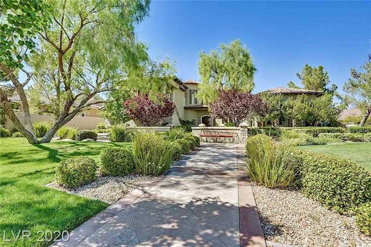 9716 Winter Palace Las Vegas, NV 89145