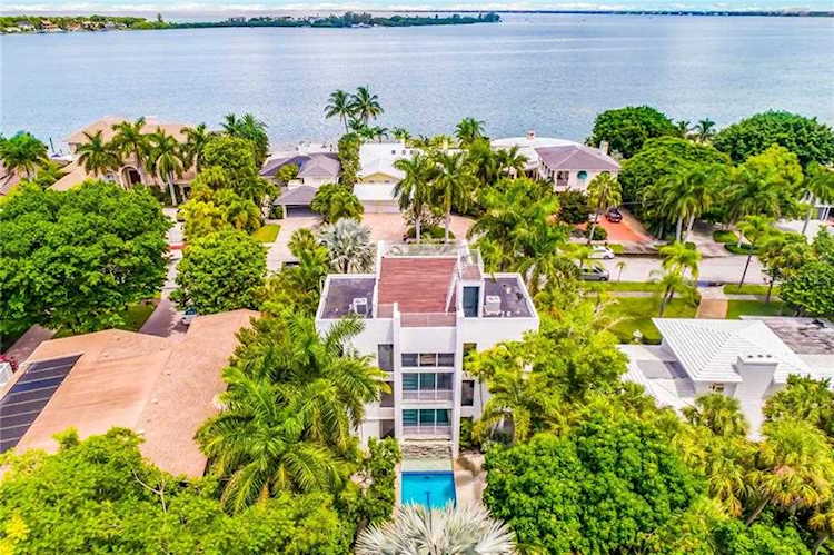 213 N Washington Dr Sarasota, FL 34236