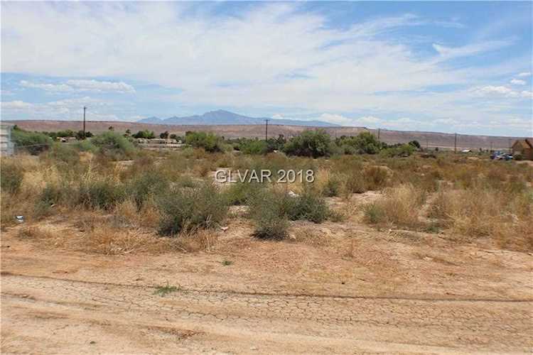 440 Whitmore St Overton, NV 89040