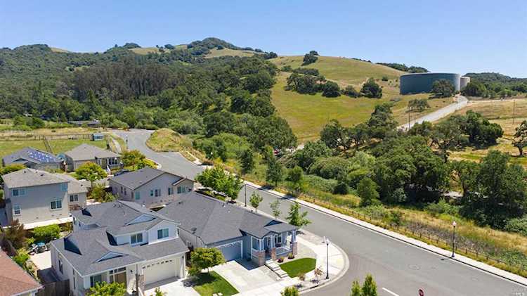 2480 Forse Lane Santa Rosa, CA 95404