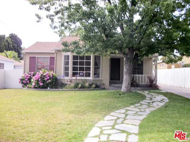 16740 Otsego Street Encino, CA 91436