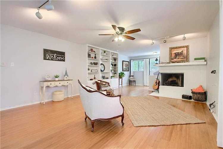 2507 Quarry Rd #F Austin, TX 78703