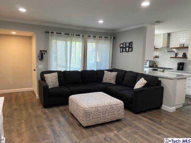 5055 Coldwater Canyon Avenue #212 Sherman Oaks, CA 91423