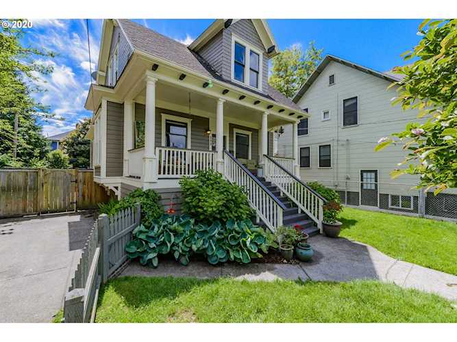 132 NE Fargo St Portland, OR 97212