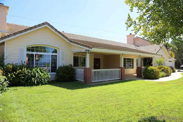 30589 Palomar Vista Valley Center, CA 92082