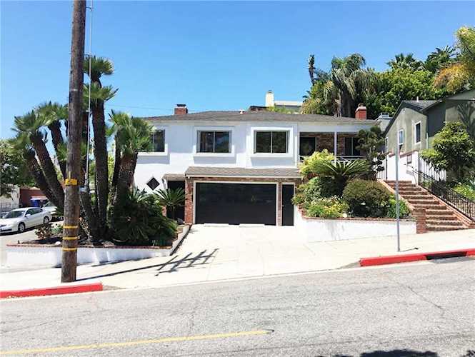 3020 17th Street Santa Monica, CA 90405