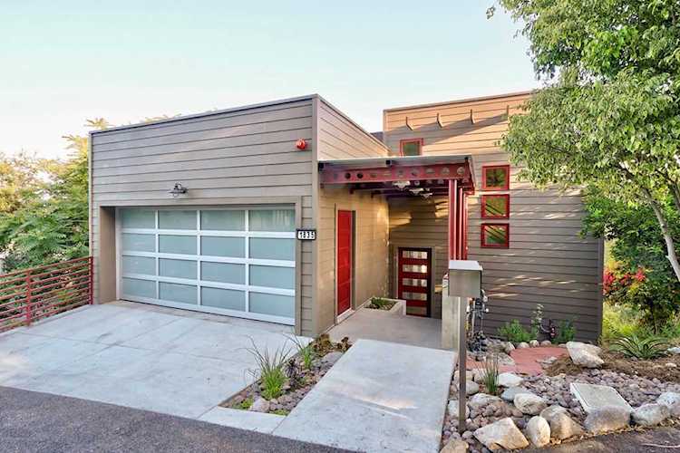 1835 Kaweah Drive Pasadena, CA 91105