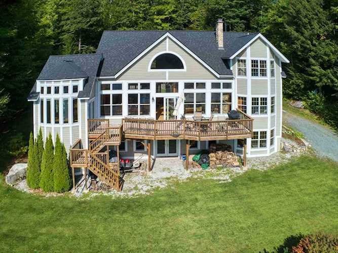 1271 Harvey Mountain Rd Barnet, VT 05821