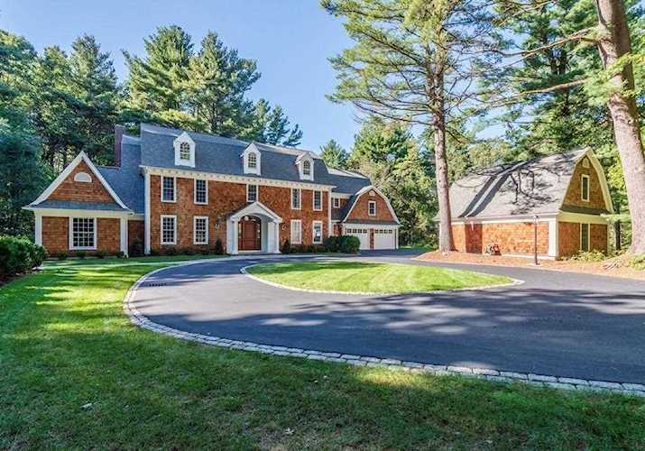 400 Concord Rd Weston, MA 02493