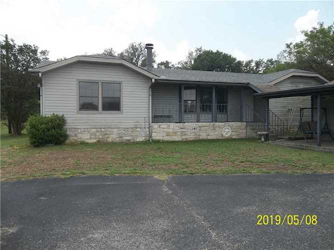 105 Walburg Heights Dr Georgetown, TX 78626