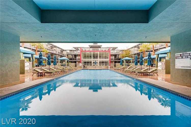 8925 Flamingo #310 Las Vegas, NV 89147