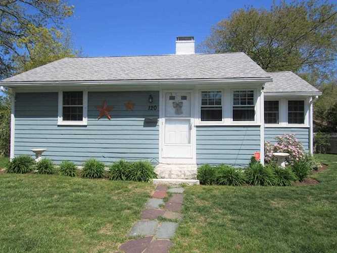 120 Baxter Rd Barnstable, MA 02601