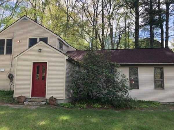 15 Woodside Rd West Brookfield, MA 01585
