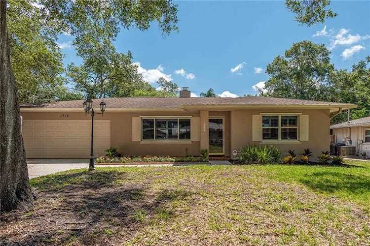 1515 Price CIRCLE Clearwater, FL 33764