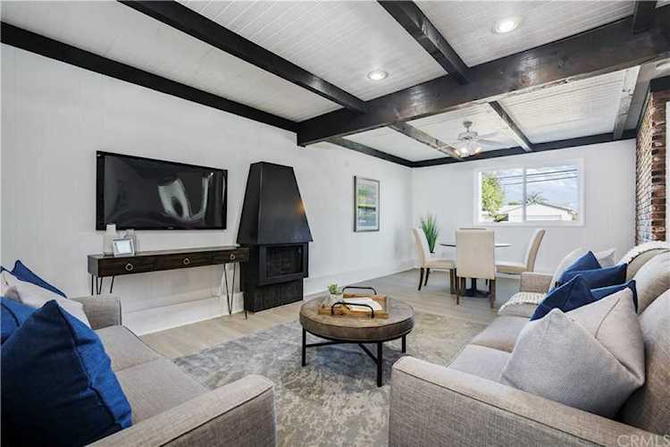9809 Holder Street Cypress, CA 90630