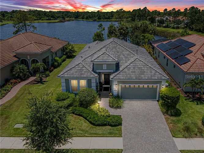 21207 Sandal Foot Dr Venice, FL 34293