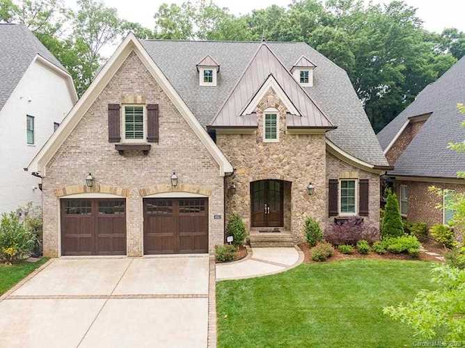 4607 Harper Ct Charlotte, NC 28210