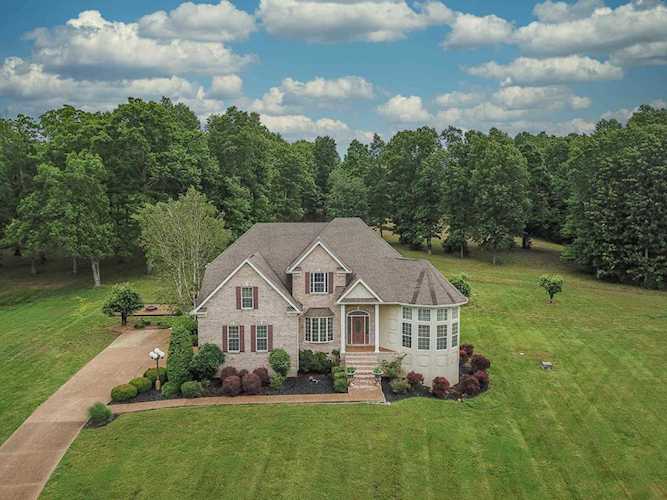 134 Tom Beasley Rd Westmoreland, TN 37186