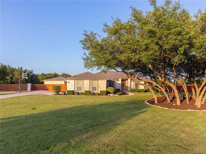 316 Polo Pony Liberty Hill, TX 78642