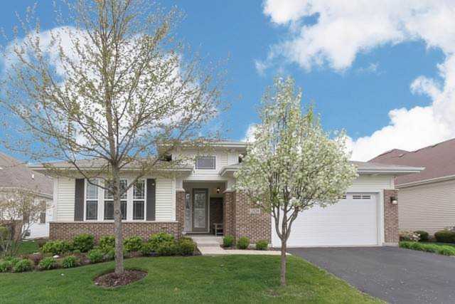 2924 Chevy Chase Ln Naperville, IL 60564