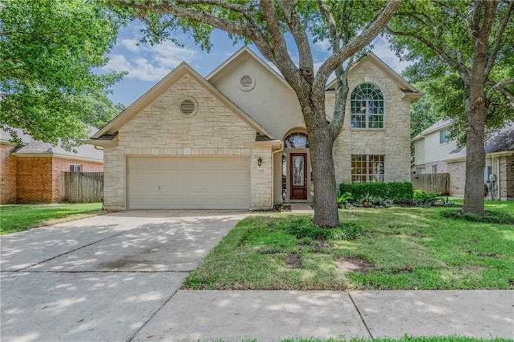 2007 Wood Glen Dr Round Rock, TX 78681