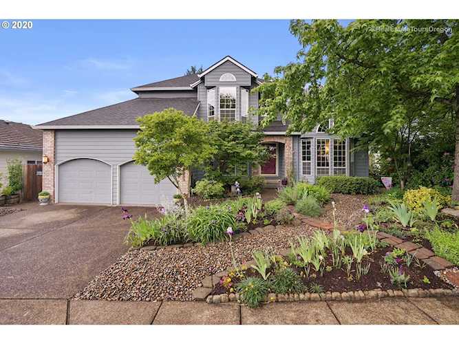 13731 SE 127th Ave Clackamas, OR 97015