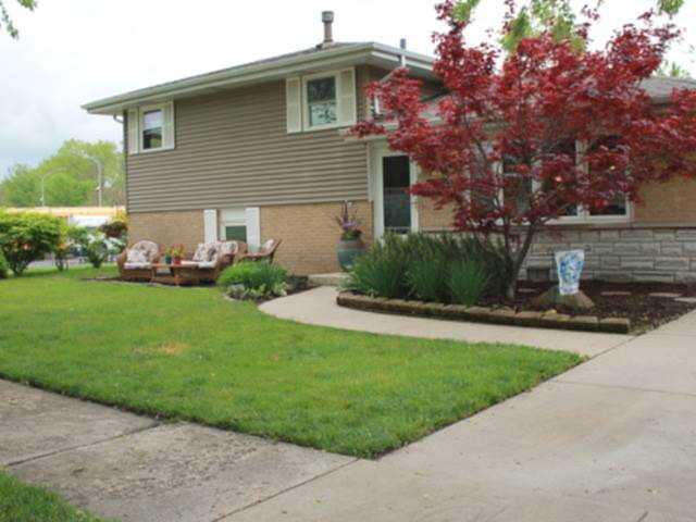 7407 170th St Tinley Park, IL 60477