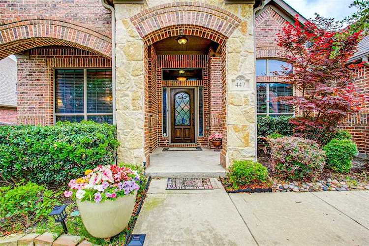 447 Bristol Street Roanoke, TX 76262
