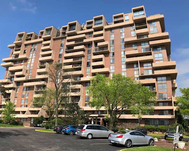 465 Dominion Dr #1407 Wood Dale, IL 60191
