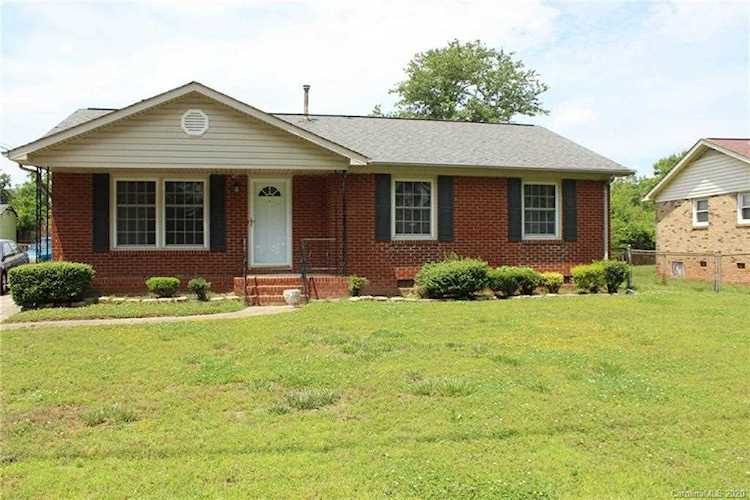5343 Elderbank Dr Charlotte, NC 28216