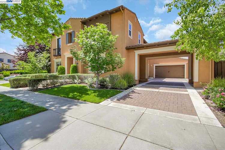 7050 Emerson Ln San Ramon, CA 94582