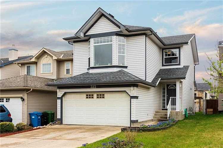 323 Bridlewood Court SW Calgary, AB T2Y 3Z1