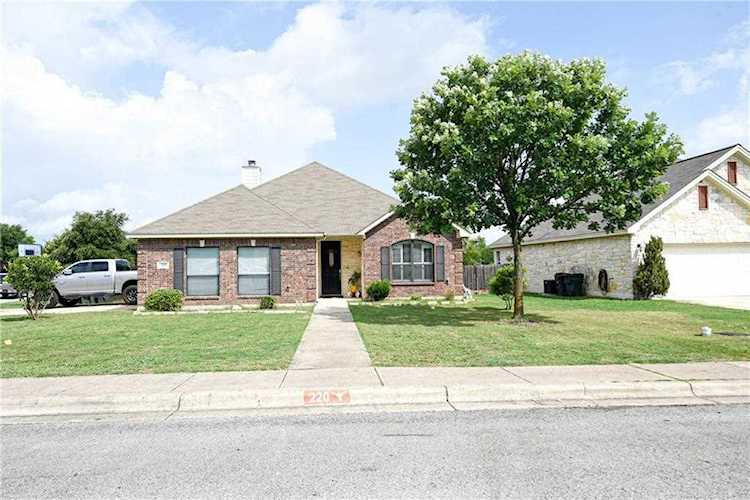 220 Valruth Dr Kyle, TX 78640