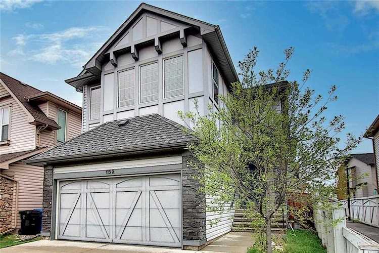 152 Brightoncrest Manor SE Calgary, AB T2Z 0N9