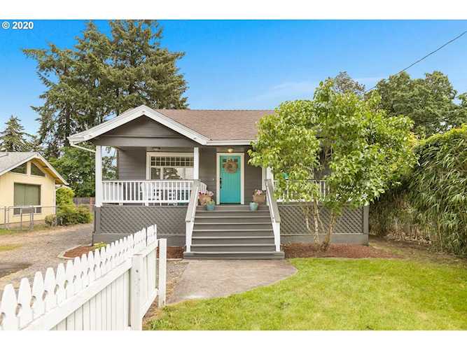 14308 SE River Rd Milwaukie, OR 97267