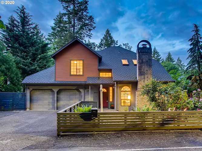 2614 SW Fairmount Blvd Portland, OR 97239