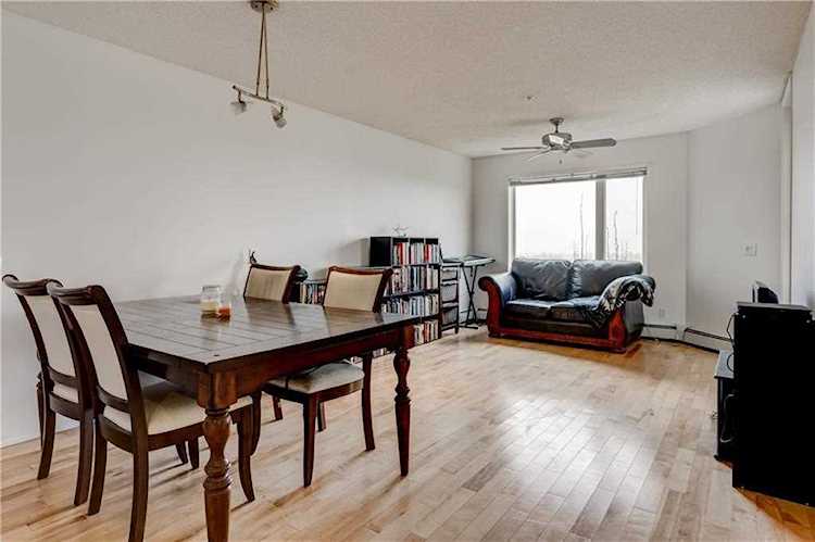 950 Arbour Lake Road NW #1104 Calgary, AB T3G 5B3